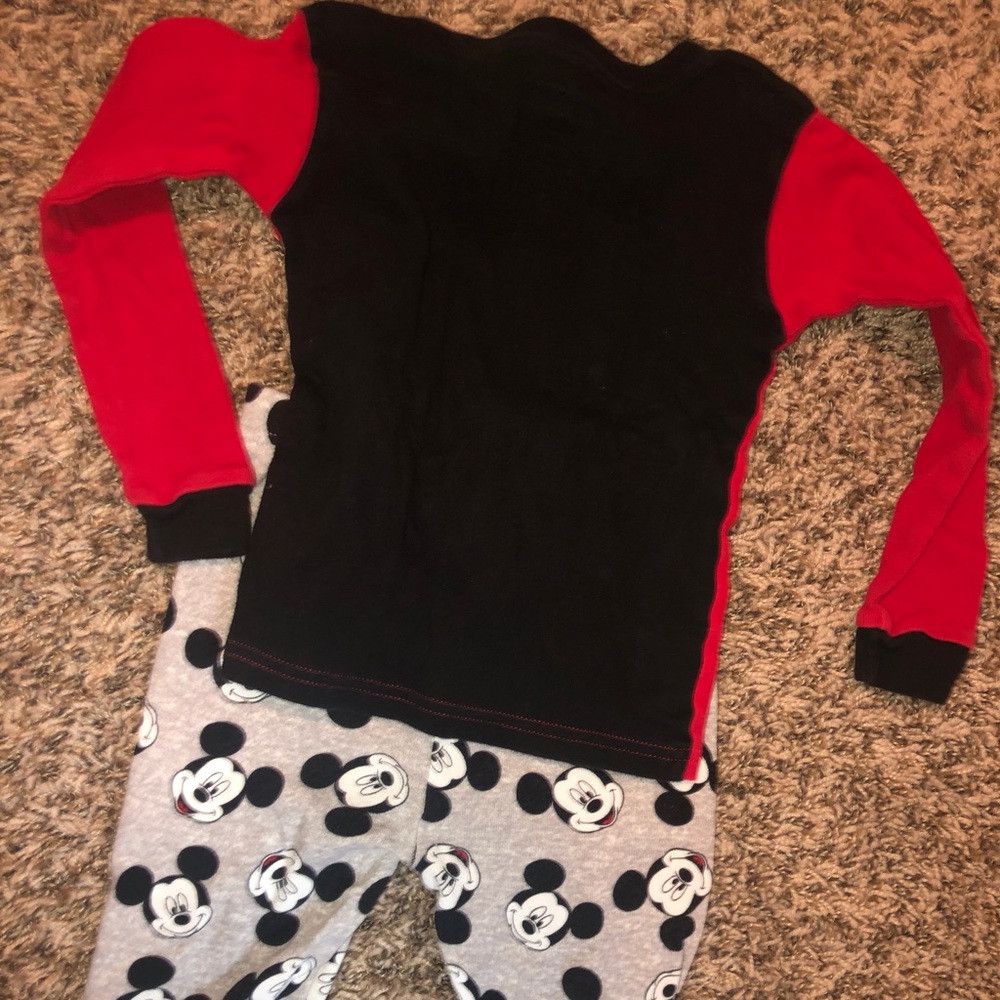 4T Mickey PJ’s! 🐭 - Picture 3 of 6